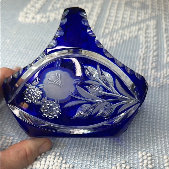 Genuine Lead Crystal Blue Basket hand cut in Western Germany! - Picture 3 of 7